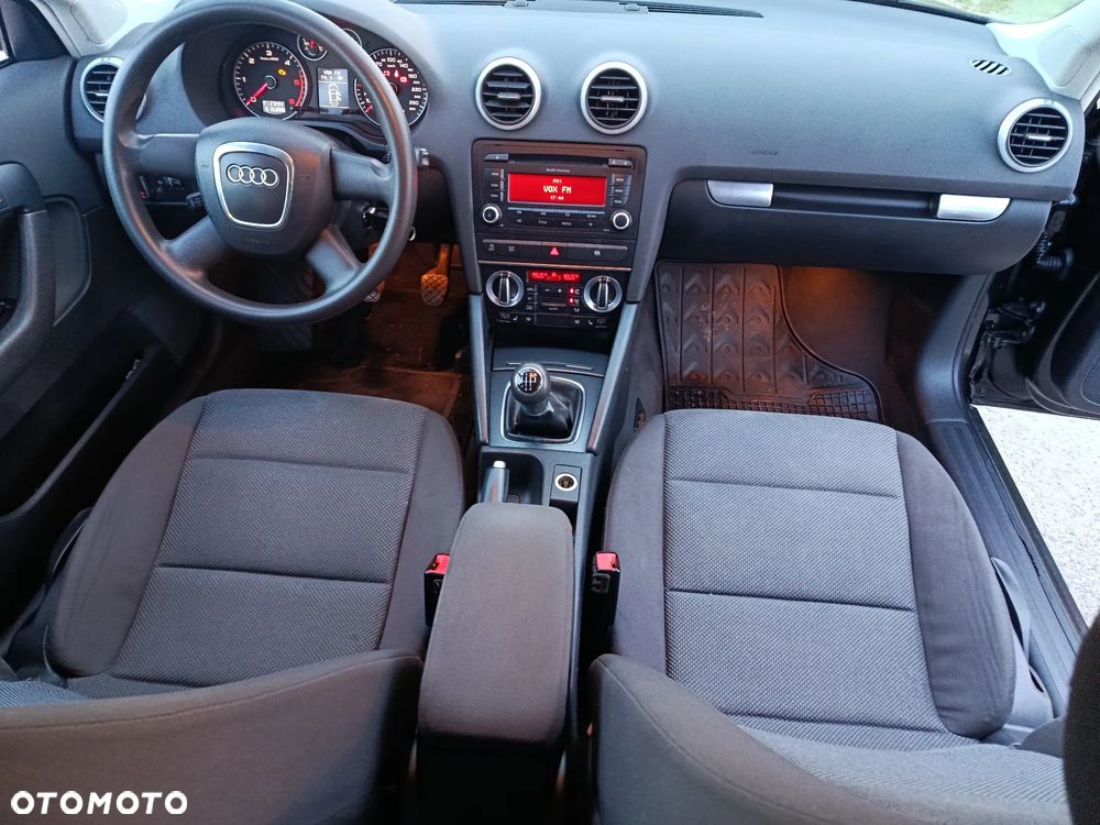 Audi A3 Sportback - 32