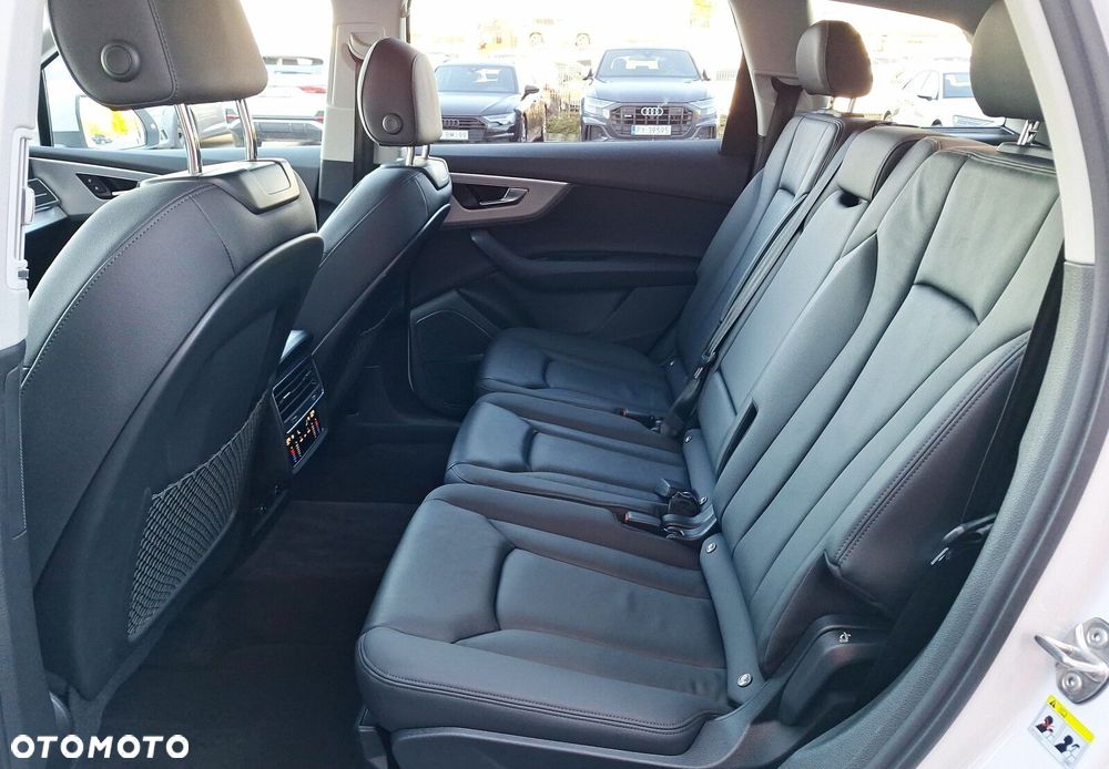 Audi Q7 - 22