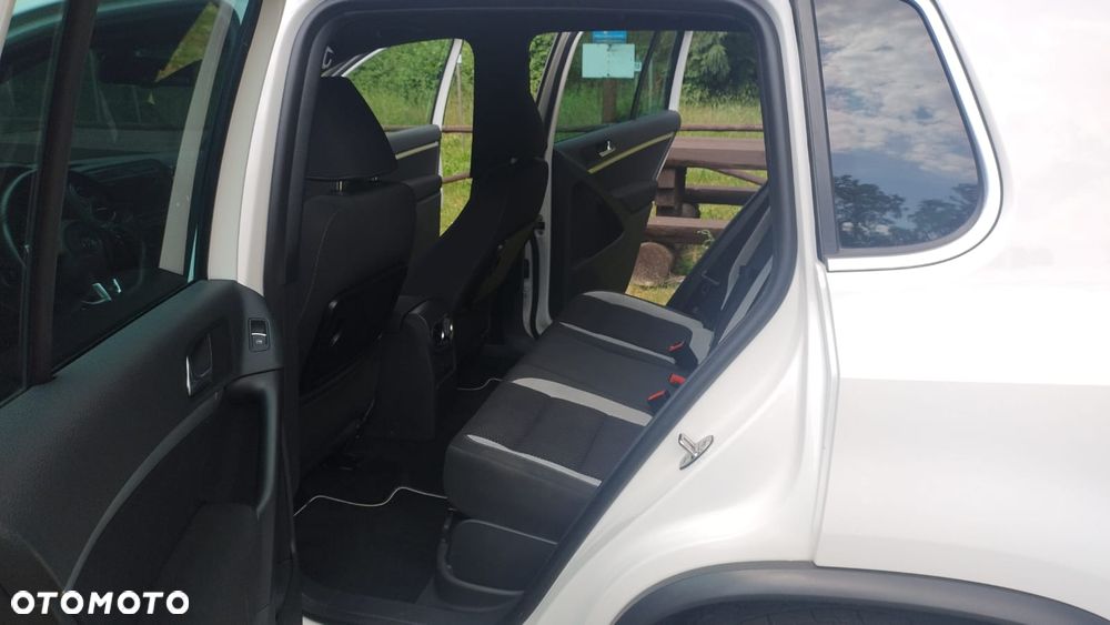 Volkswagen Tiguan 2.0 TDI Perfectline R-Style - 19