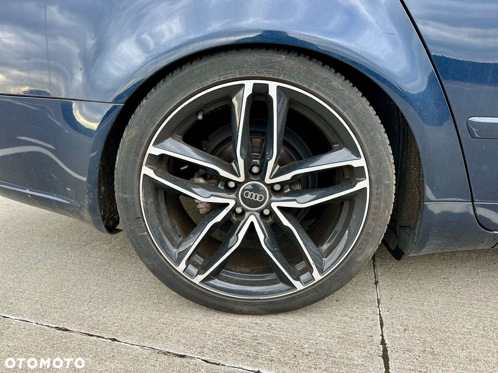 Audi A4 Limousine - 9