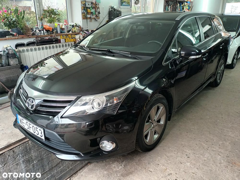Toyota Avensis 1.8 Sol - 2