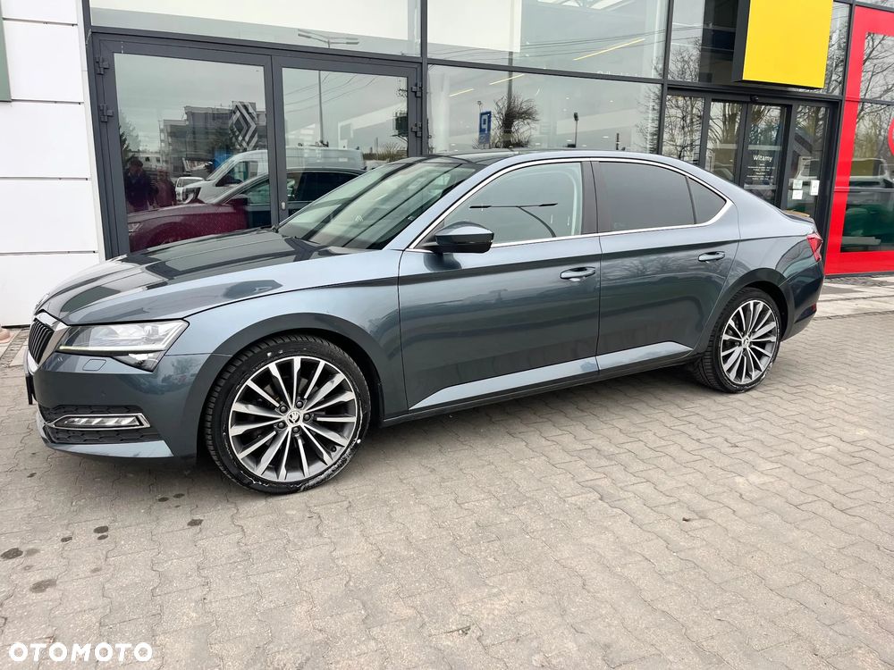 Skoda Superb 2.0 TDI SCR 4x4 Style DSG - 3