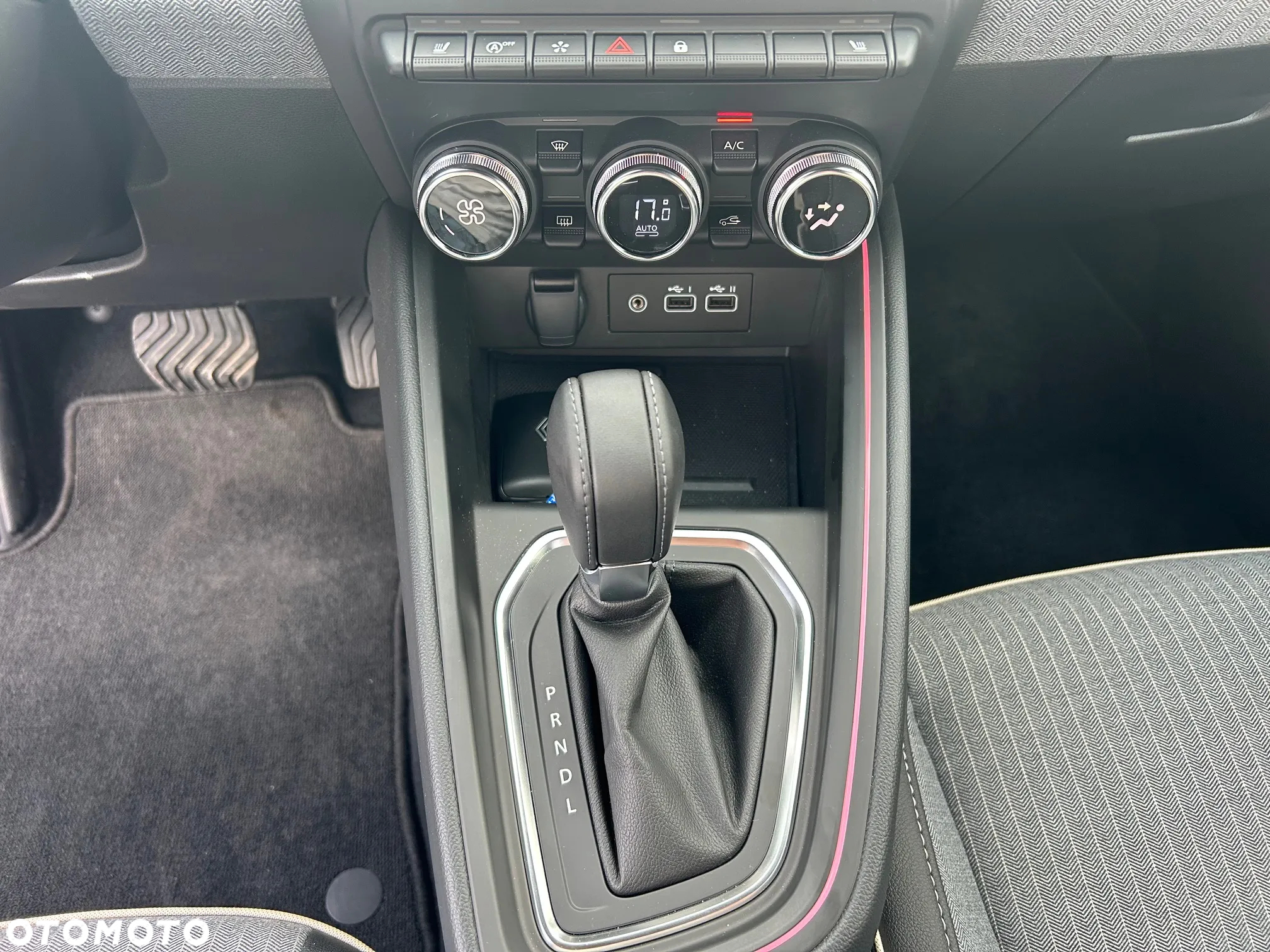 Renault Clio 1.0 TCe Techno X-Tronic - 16