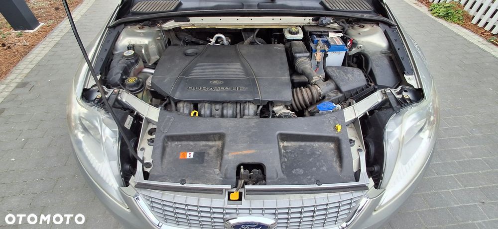 Ford Mondeo - 17