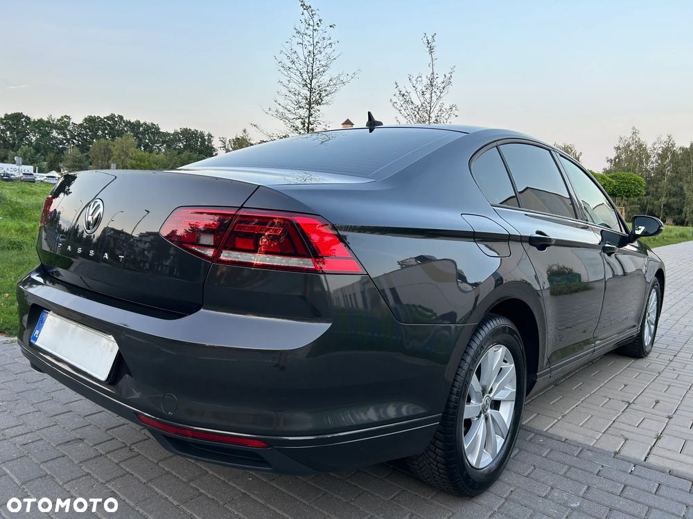 Volkswagen Passat 1.5 TSI EVO Essence DSG - 9