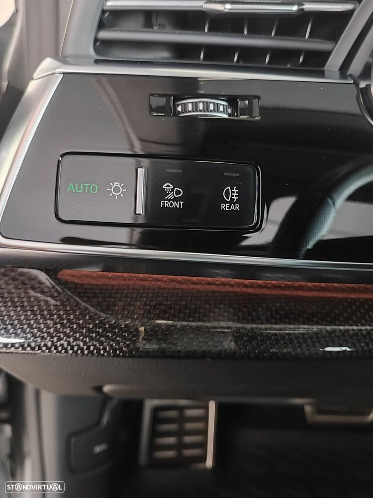 Audi SQ8 4.0 TDI quattro Tiptronic - 26