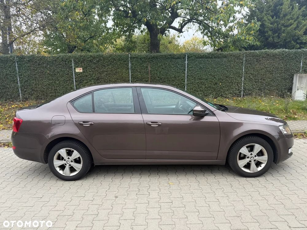 Skoda Octavia 1.6 TDI Ambition - 17