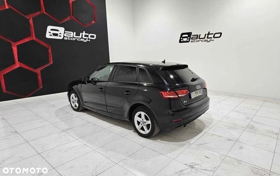 Audi A3 Sportback - 7