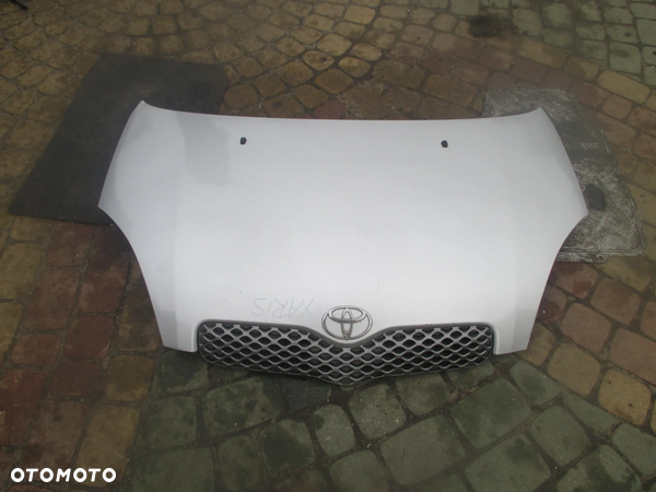maska Toyota Yaris I lift 199 bez rdzy
