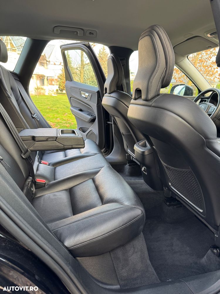 Volvo XC 60 D4 Geartronic Momentum - 9