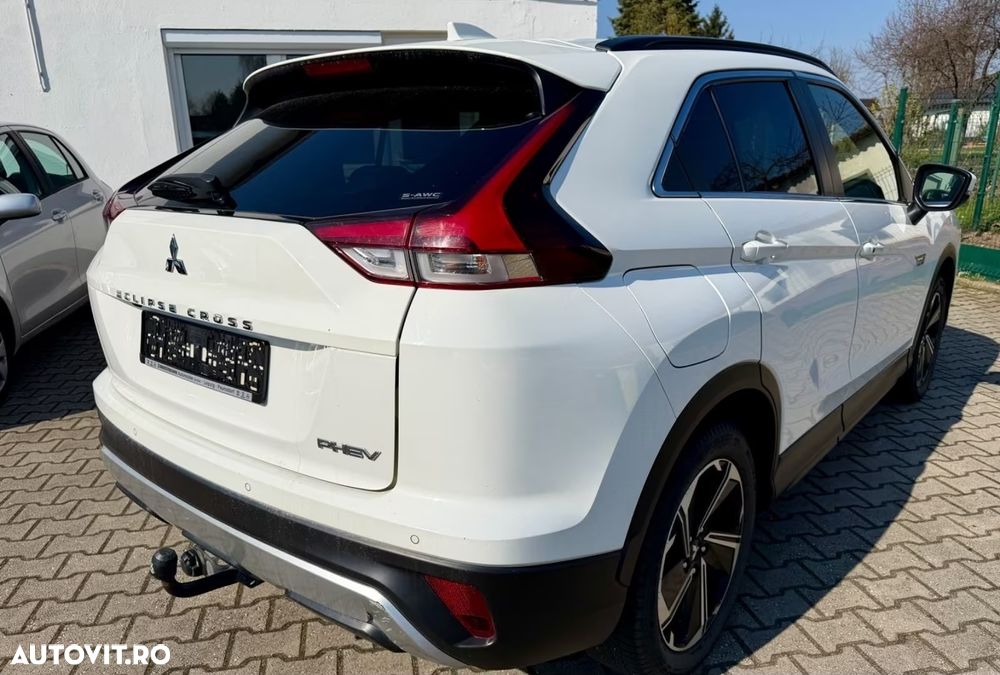 Mitsubishi Eclipse-Cross 4WD Plus - 4