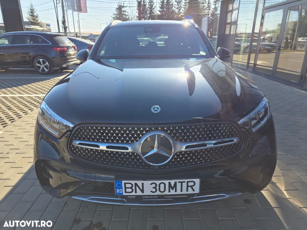 Mercedes-Benz GLC 300 4Matic 9G-TRONIC AMG Line Advanced - 9