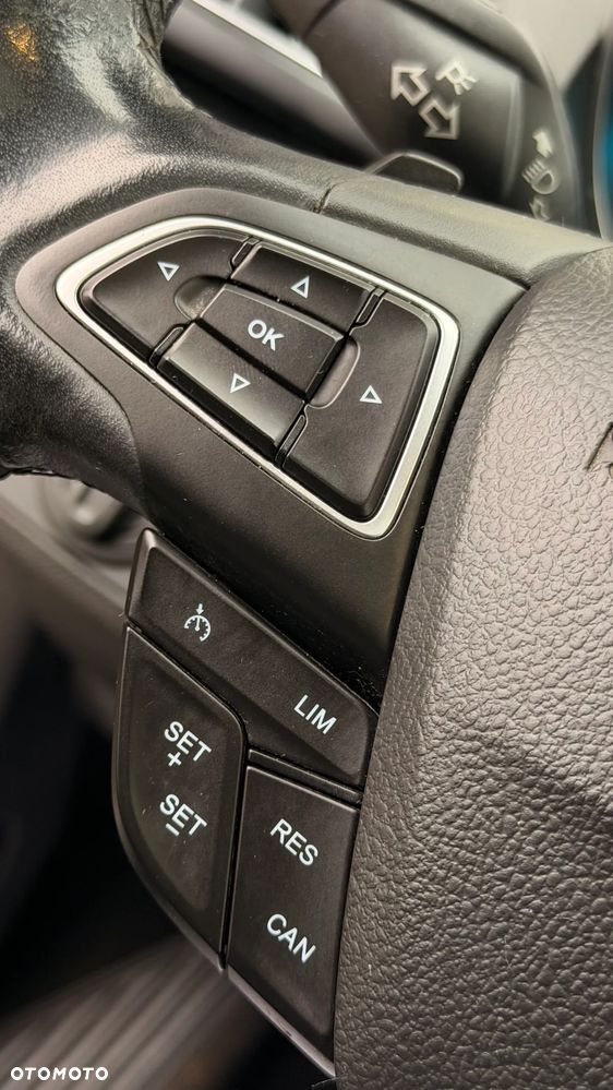 Ford Kuga 2.0 TDCi 4x4 Vignale - 14