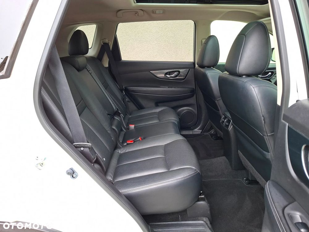 Nissan X-Trail 1.6 DIG-T Tekna - 23