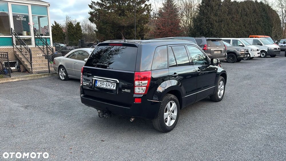 Suzuki Grand Vitara 1.9 DDiS Comfort DPF - 33