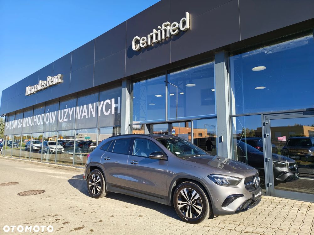 Mercedes-Benz GLA 200 mHEV Progressive 7G-DCT - 23