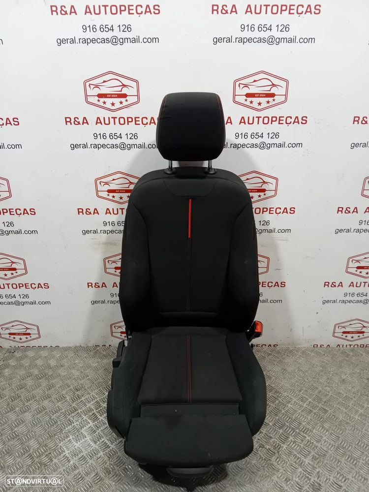 Conjunto de Bancos BMW Série 1 F20 em Tecido Original - 9