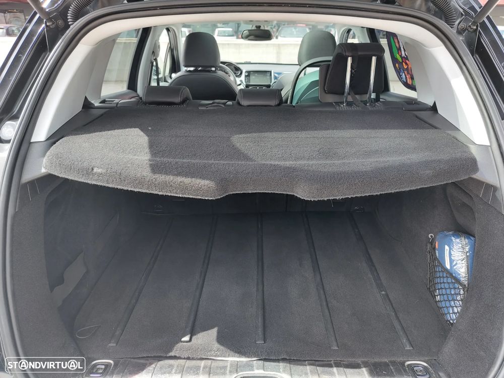Peugeot 2008 1.2 PureTech Allure - 13