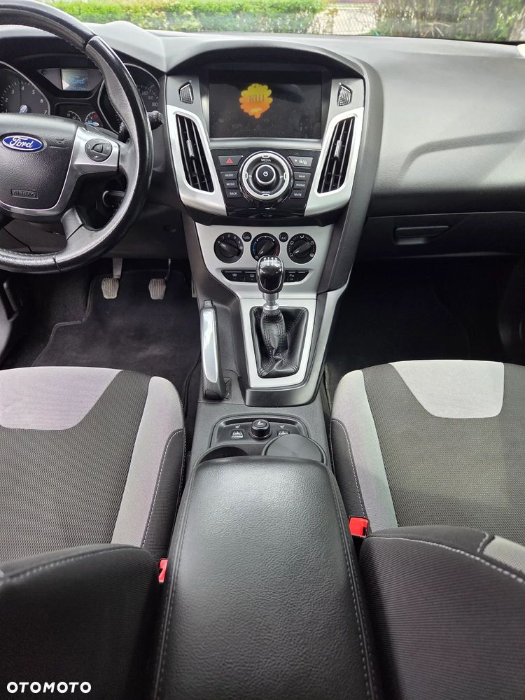 Ford Focus 1.6 EcoBoost Titanium - 20