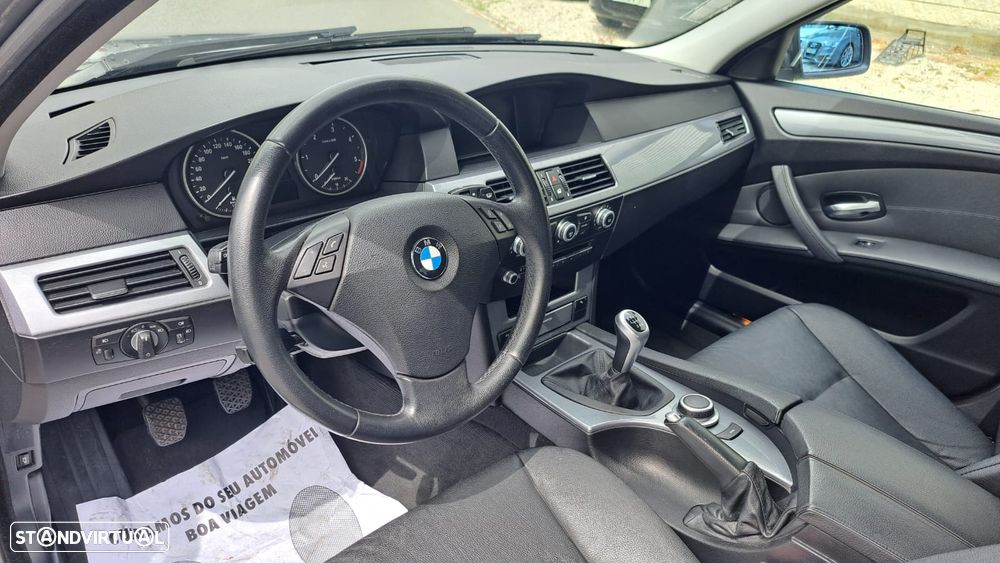 BMW 520 d Executive - 26