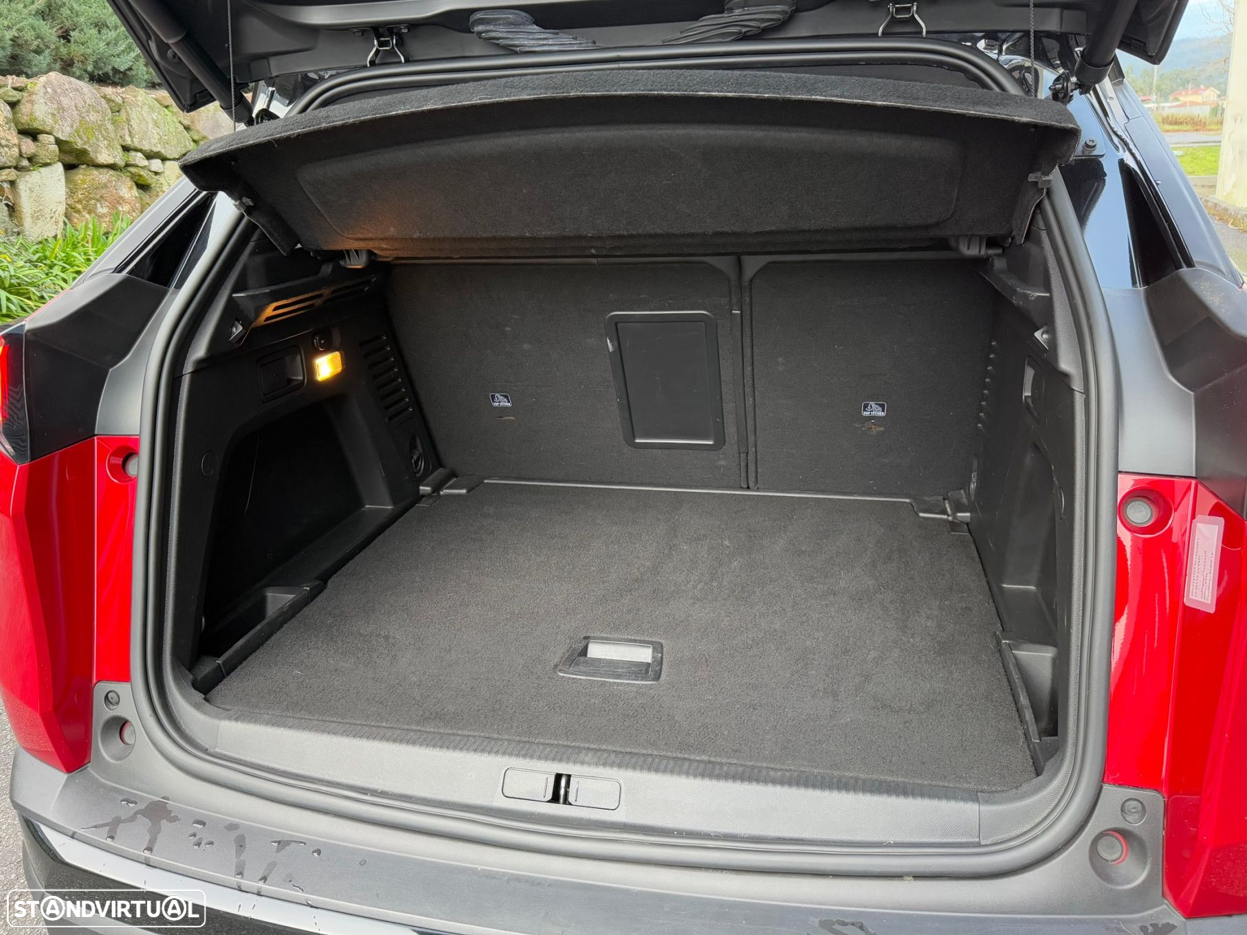 Peugeot 3008 1.5 BlueHDi GT Pack EAT8 - 33