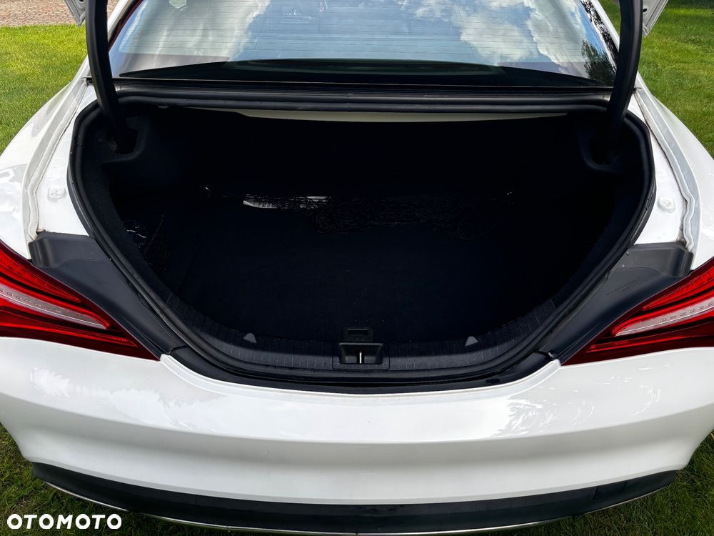 Mercedes-Benz CLA 250 4-Matic - 15