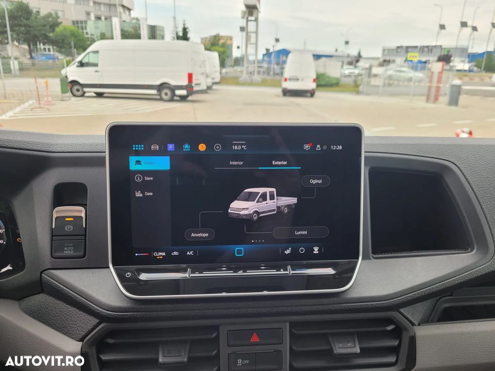 Volkswagen Crafter Dubla Cabina cu bena - 7 locuri - 12