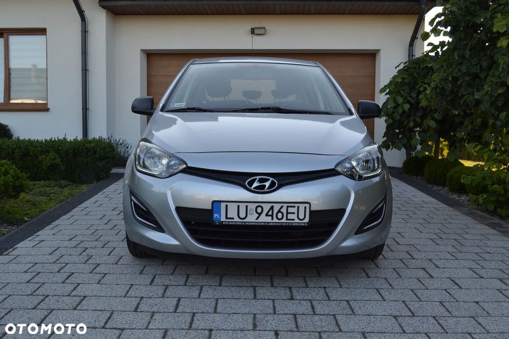 Hyundai i20 1.1 CRDi Comfort - 10