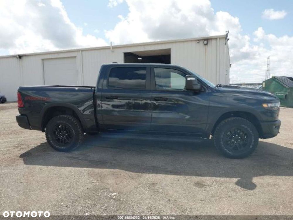 RAM 1500 - 6