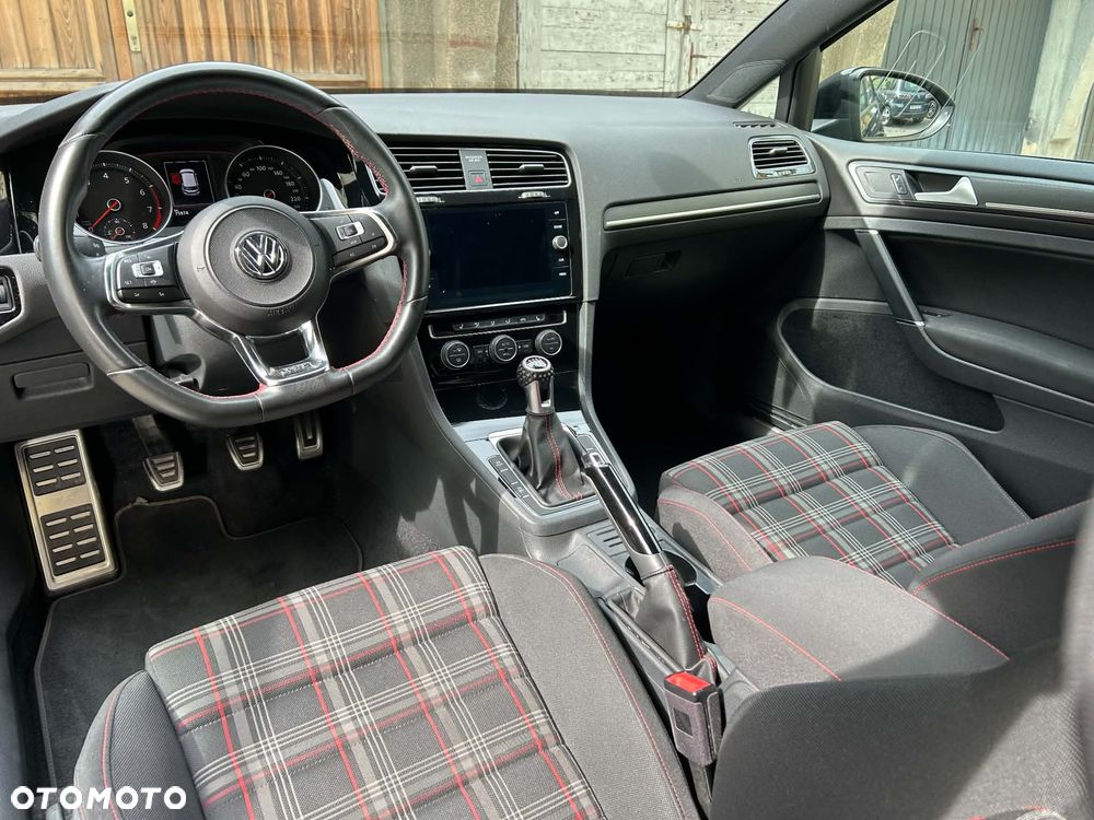 Volkswagen Golf 2.0 TSI BMT GTI Performance - 12