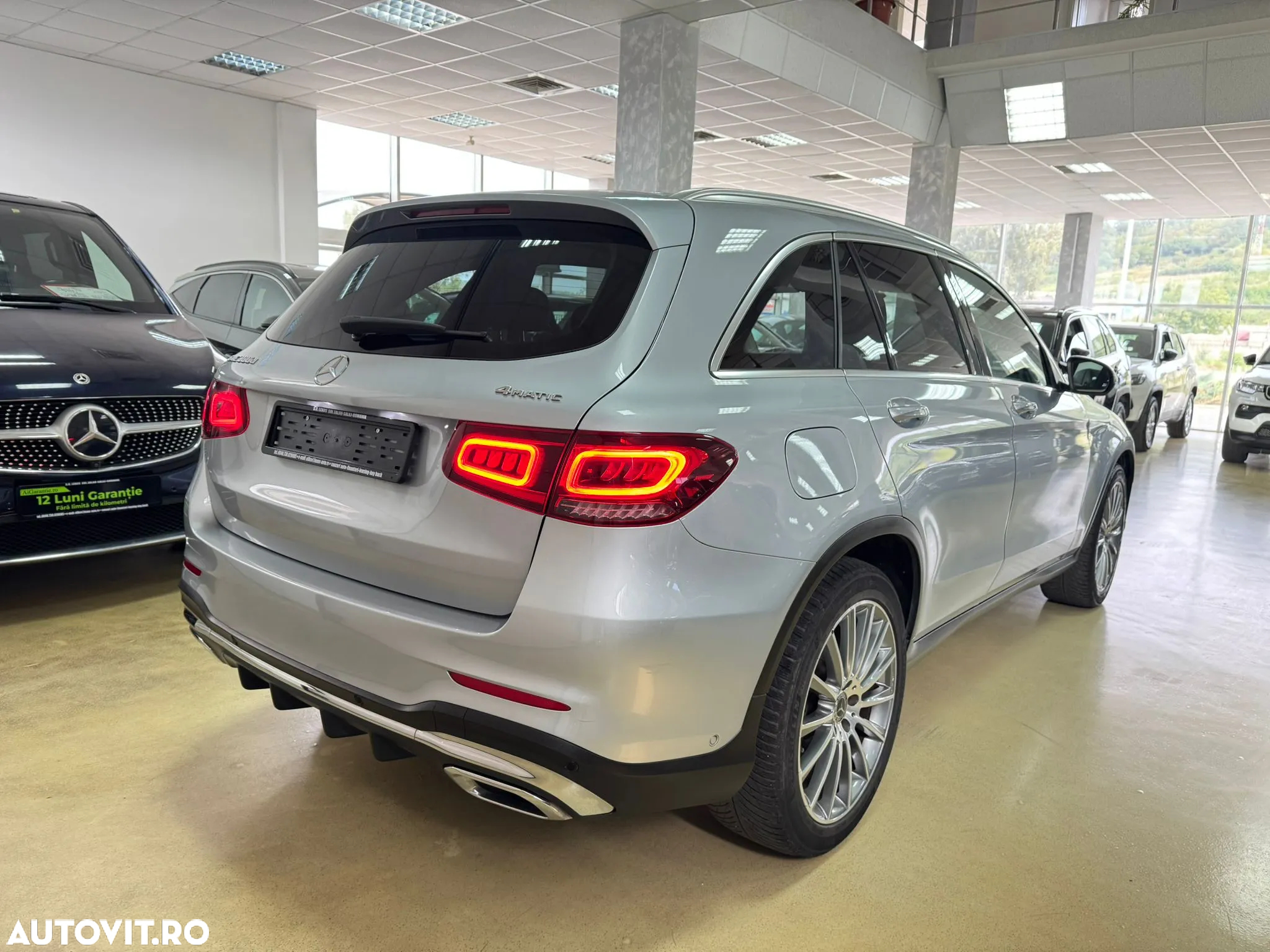 Mercedes-Benz GLC 300 d 4Matic 9G-TRONIC AMG Line - 8