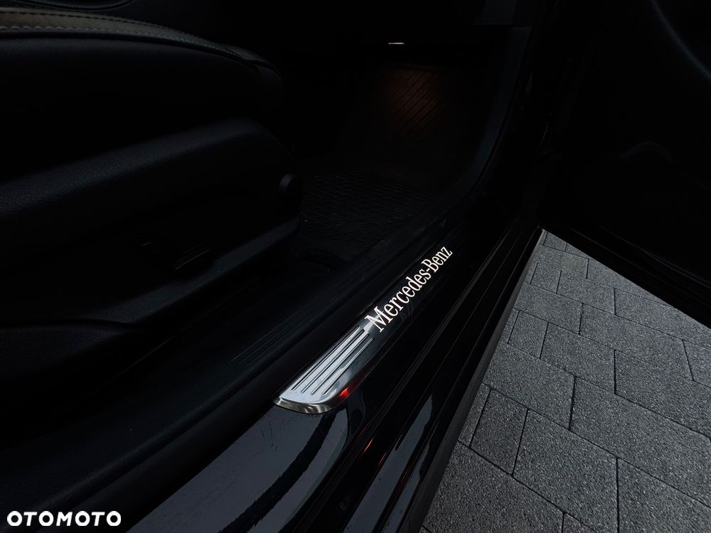 Mercedes-Benz Klasa E 350 BlueTEC 9G-TRONIC Avantgarde - 21