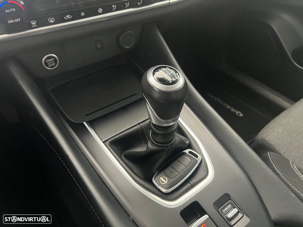 Nissan Qashqai 1.3 DIG-T N-Connecta - 19