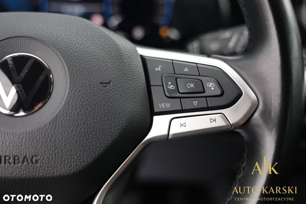 Volkswagen Golf - 23