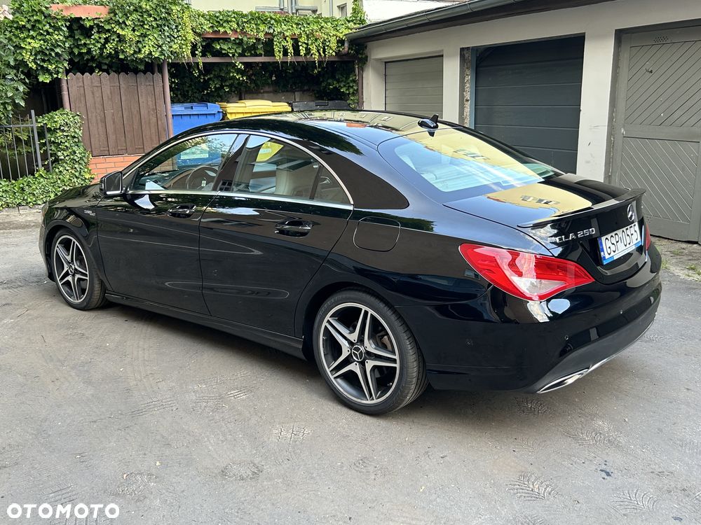 Mercedes-Benz CLA 250 4-Matic - 4