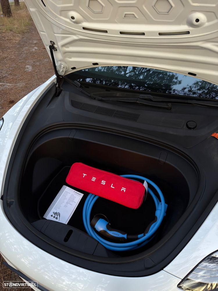 Tesla Model 3 Long-Range Dual Motor AWD - 22
