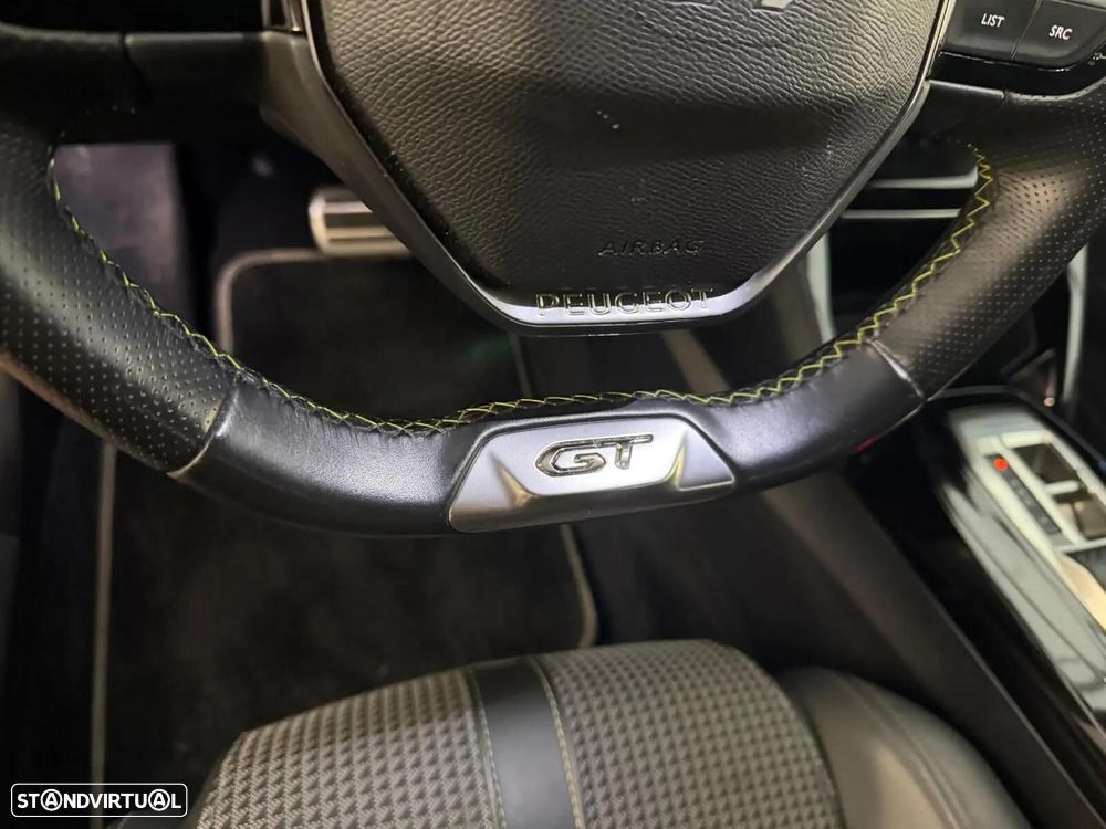 Peugeot 2008 1.5 BlueHDi GT Pack EAT8 - 22
