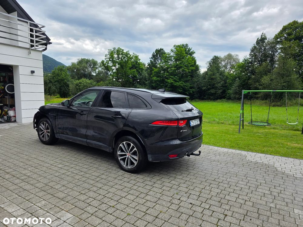 Jaguar F-Pace 25t AWD Prestige - 7