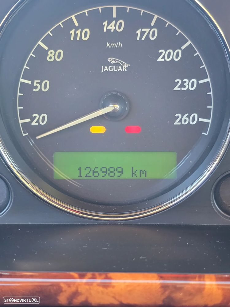 Jaguar XJ XJ6 3.0 Executive - 13