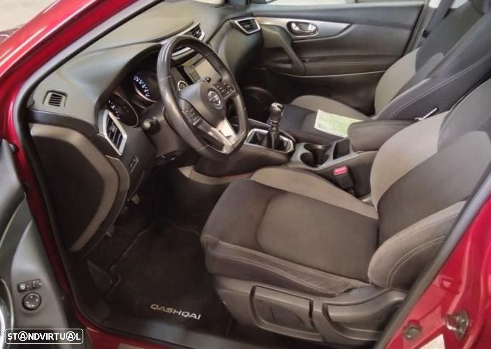 Nissan Qashqai 1.5 dCi N-Connecta - 4