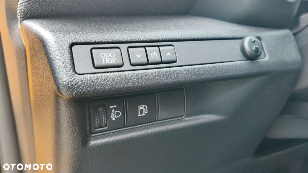 Lexus LBX 1.5 Hybrid - 14