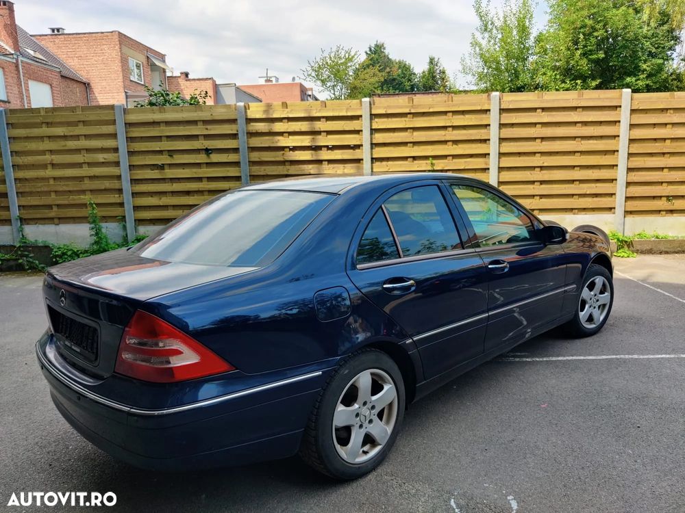 Mercedes-Benz C - 1
