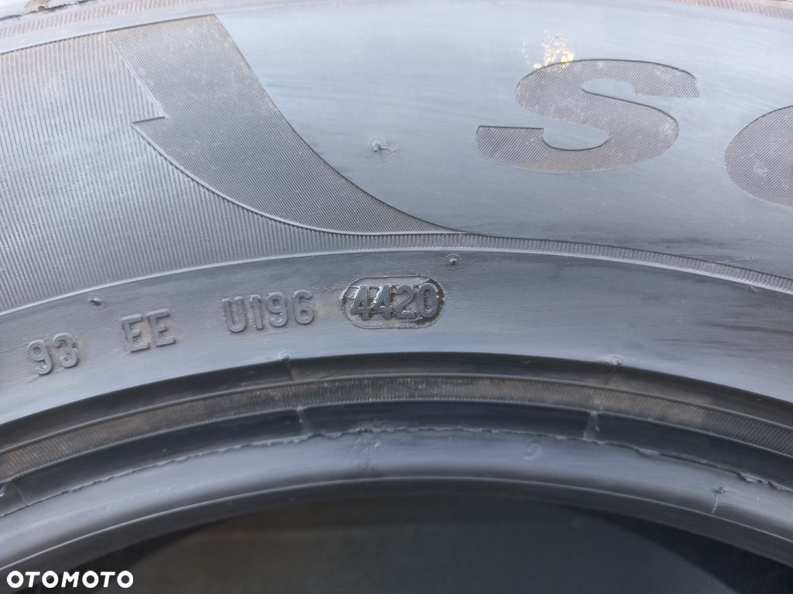 Opony zimowe Pirelli 215/65/17 99H - 4