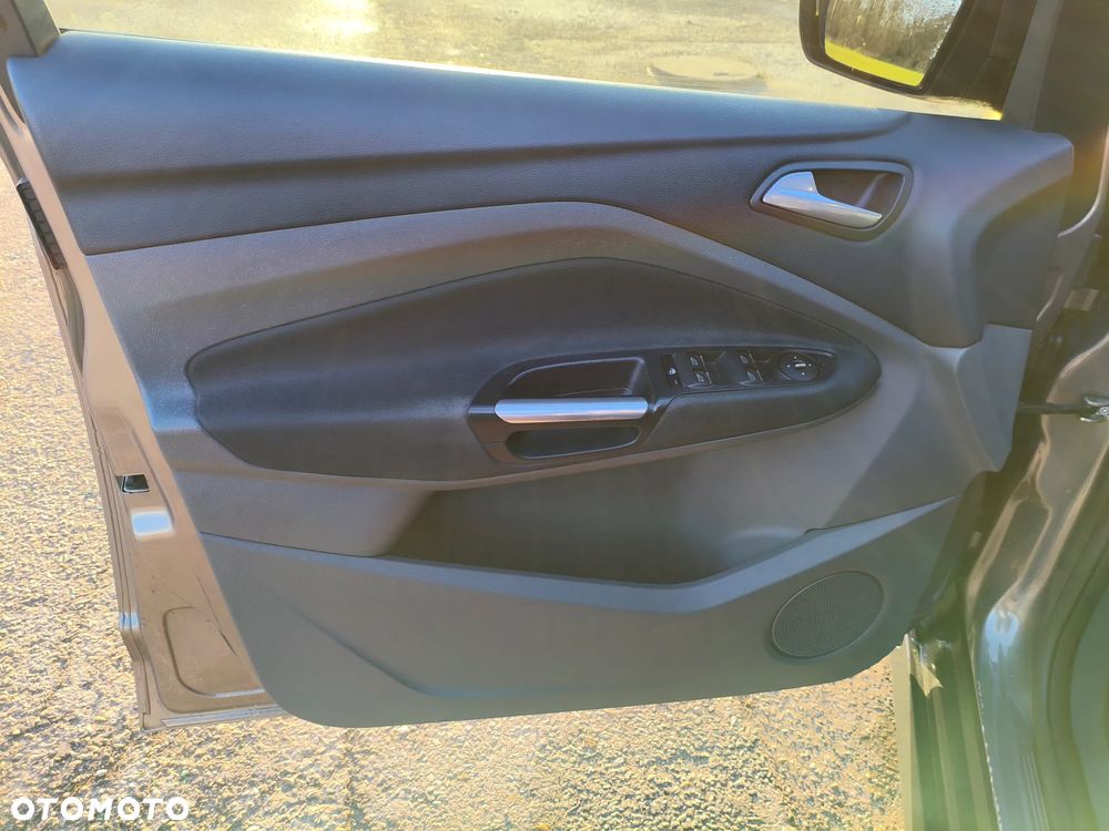 Ford C-MAX 1.6 TDCi Start-Stop-System Titanium - 9