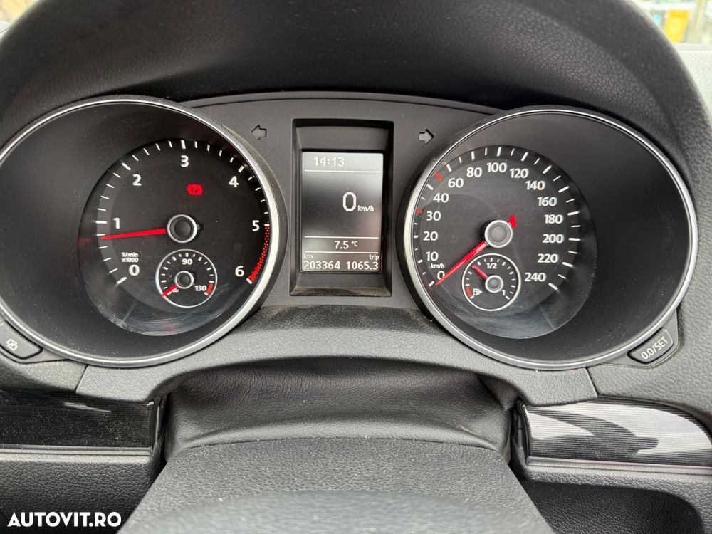 Volkswagen Golf Cabrio 1.6 TDI BlueMotion Technology Exclusive - 17