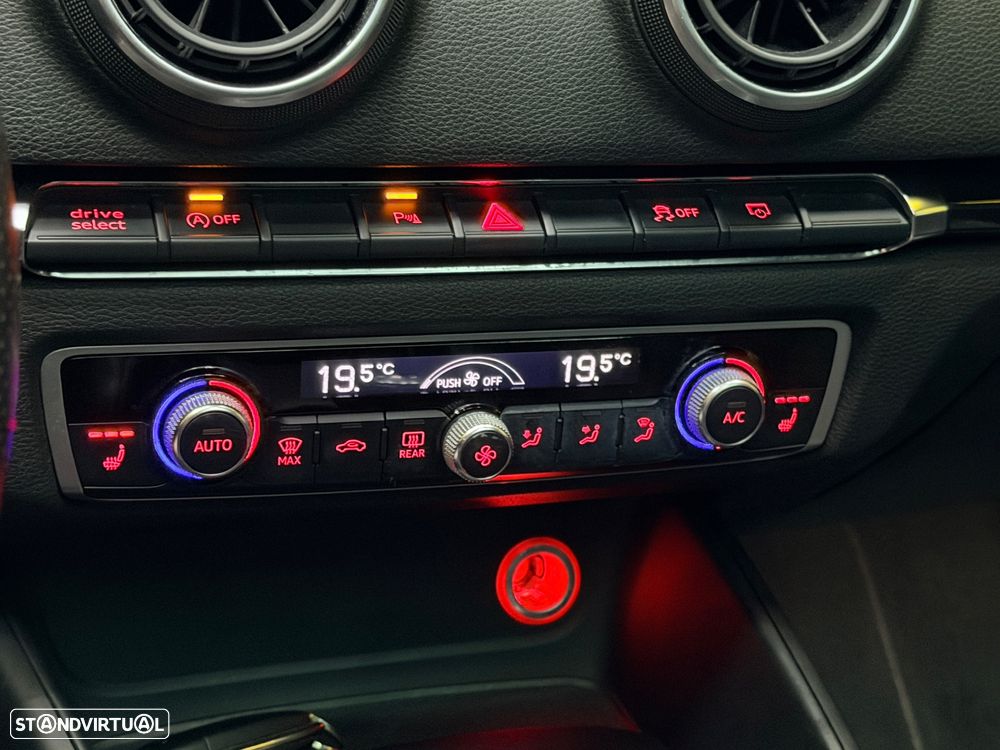 Audi A3 Sportback 2.0 TDI S line Sport Pack - 23