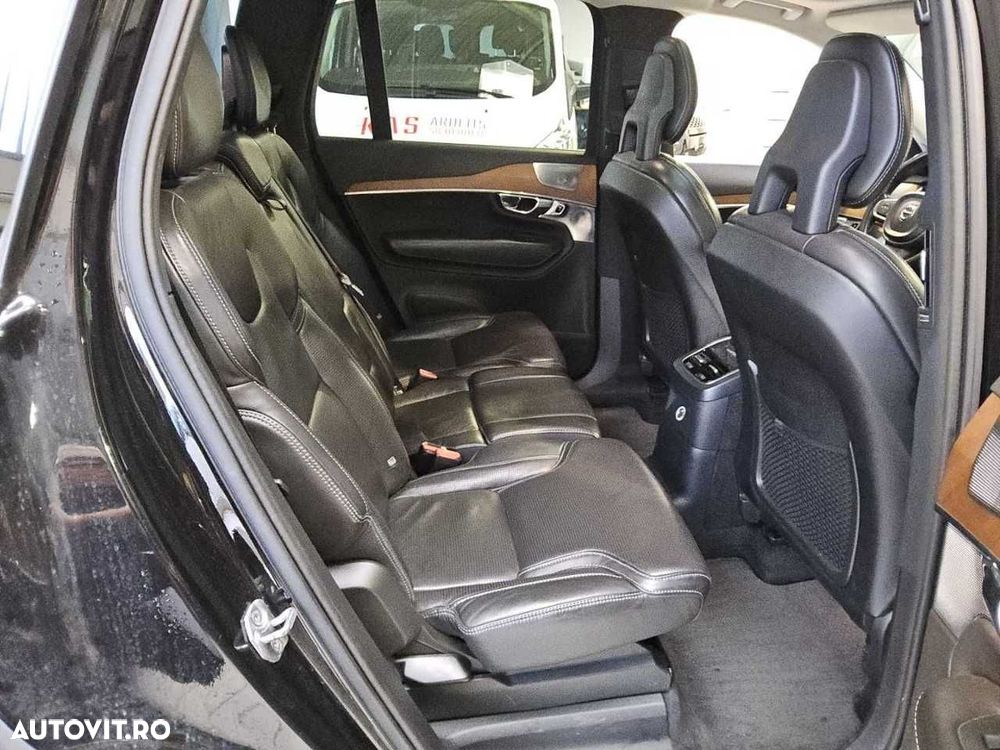 Volvo XC 90 T8 AWD Recharge Geartronic Inscription Edition - 9