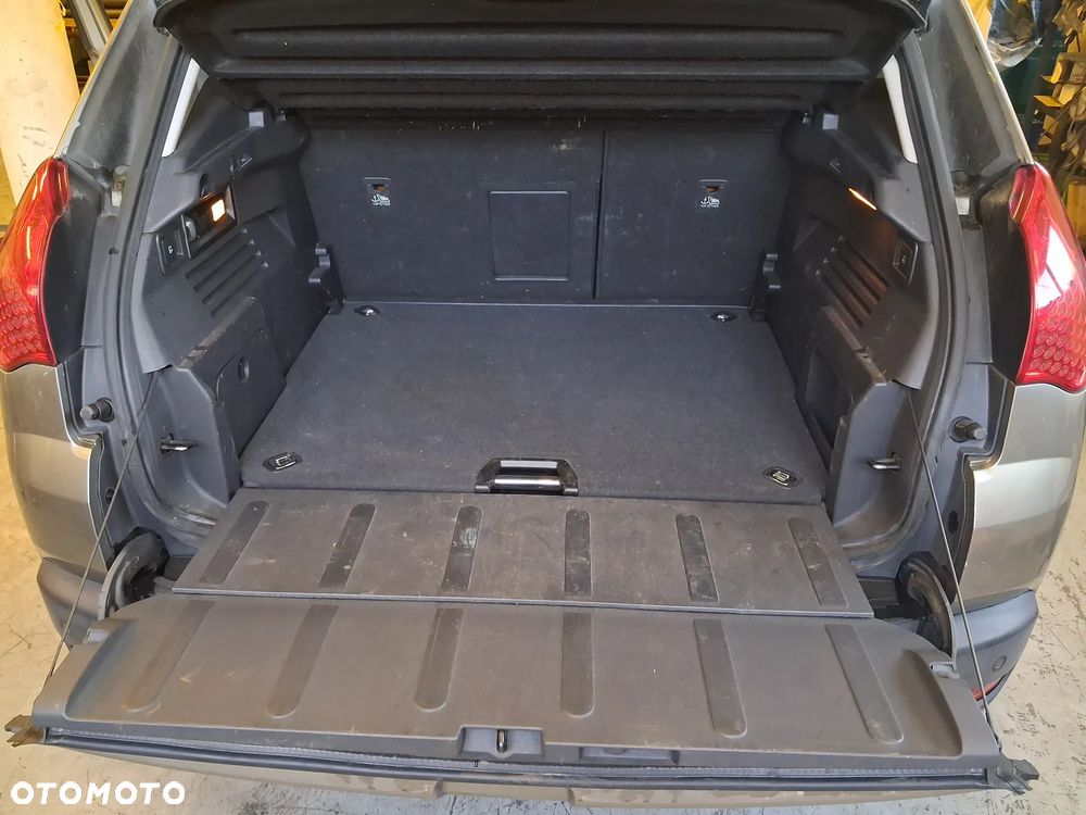 Peugeot 3008 - 19