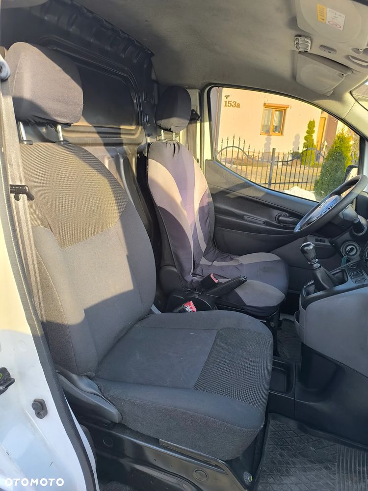 Nissan NV200 - 5