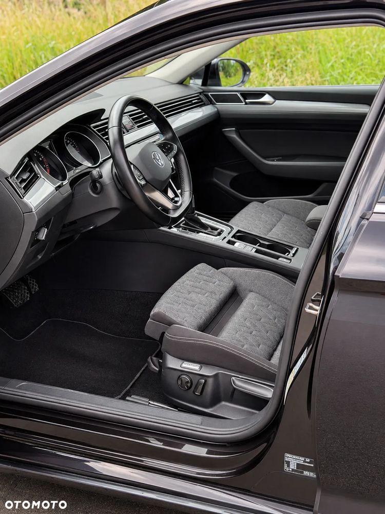 Volkswagen Passat 1.5 TSI EVO Business DSG - 23